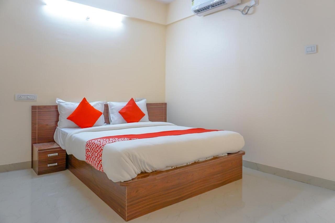 Oyo 81616 Omkar Executive Vagholi 외부 사진
